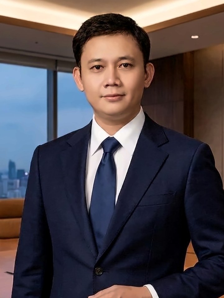 Muhammad Irvan, S.Psi., M.M, President Commissioner
